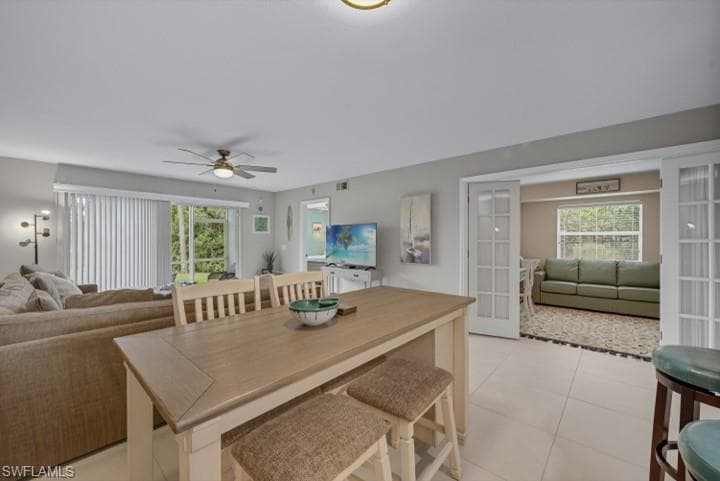 145 Robin Hood Cir 104, Naples, FL 34104-13