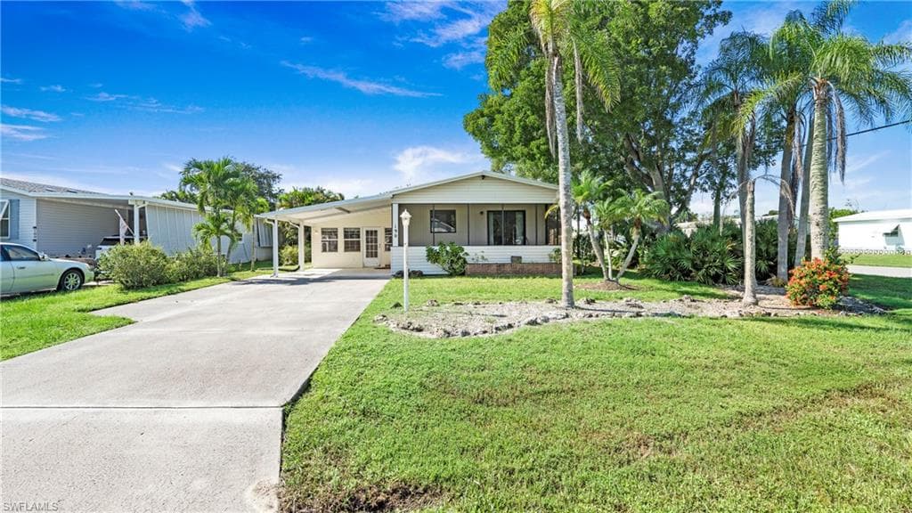 190 Lime Key Ln, Naples, FL 34114-1