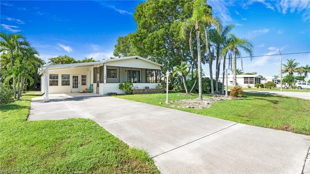 190 Lime Key Ln, Naples, FL 34114-2