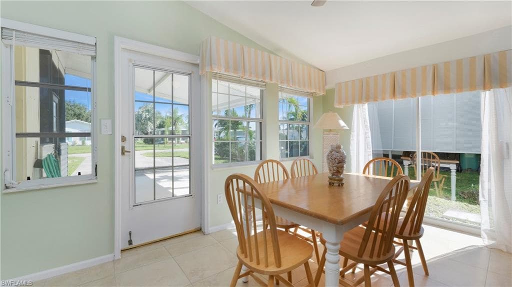190 Lime Key Ln, Naples, FL 34114-7
