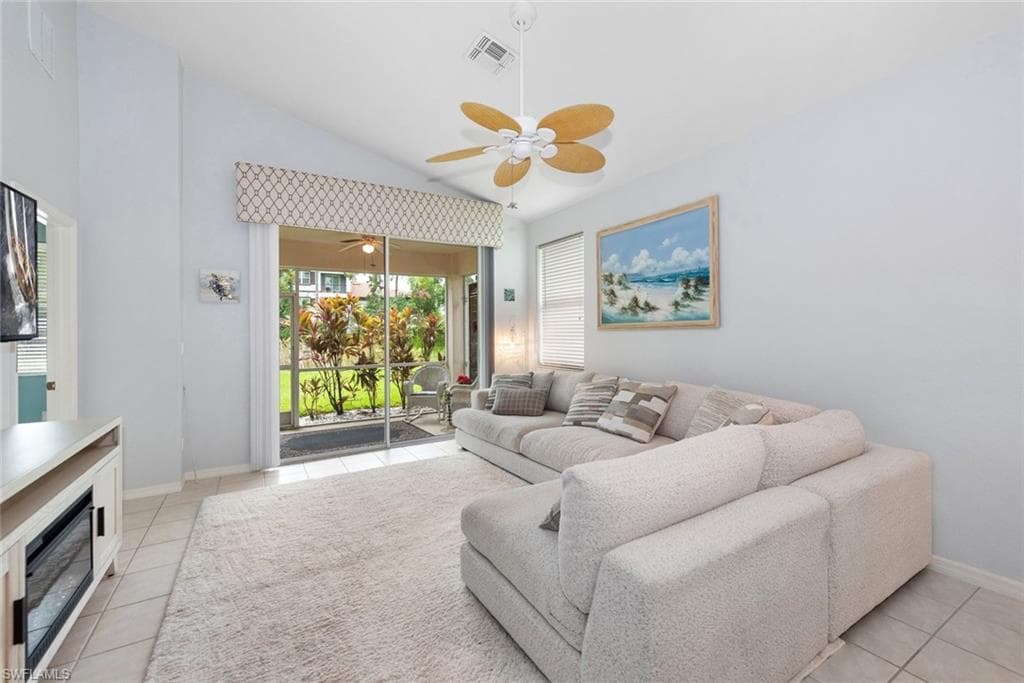 4274 Avian Ave, Fort Myers, FL 33916-10