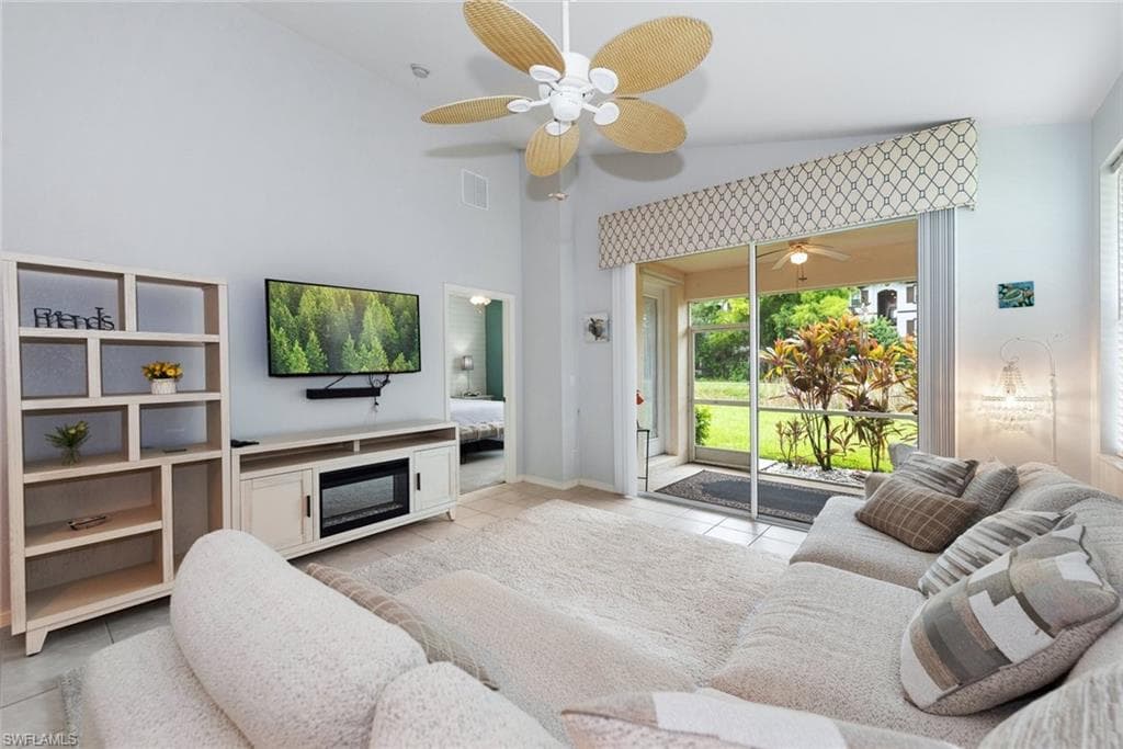 4274 Avian Ave, Fort Myers, FL 33916-11
