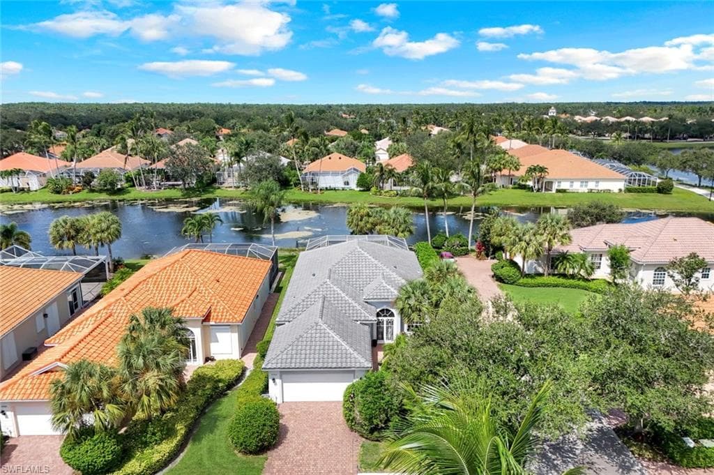 2984 Gilford Way, Naples, FL 34119-4