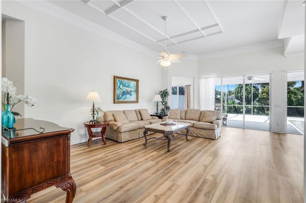 2984 Gilford Way, Naples, FL 34119-7