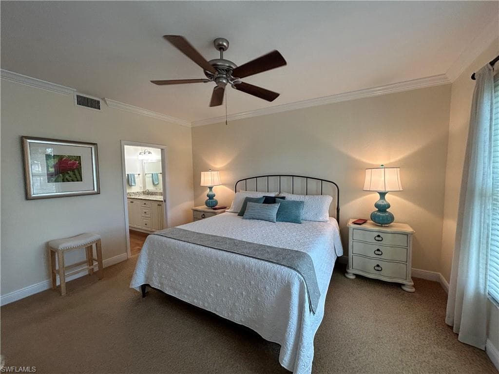 752 Wiggins Lake Dr 102, Naples, FL 34110-26