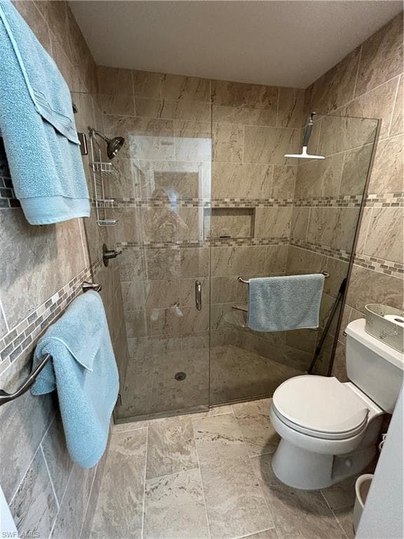 752 Wiggins Lake Dr 102, Naples, FL 34110-28