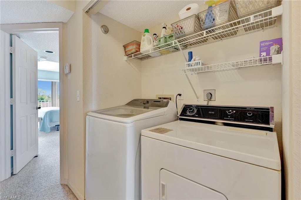 992 Woodshire Ln D303, Naples, FL 34105-20