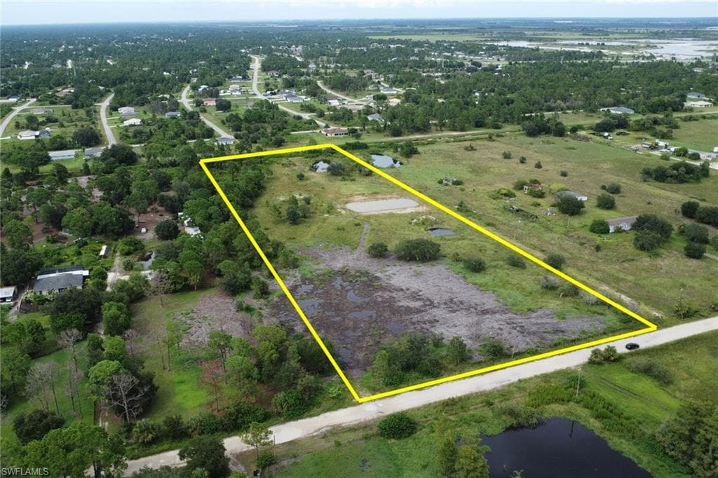 23275 Carolyn Ln, Fort Myers, FL 33913-14