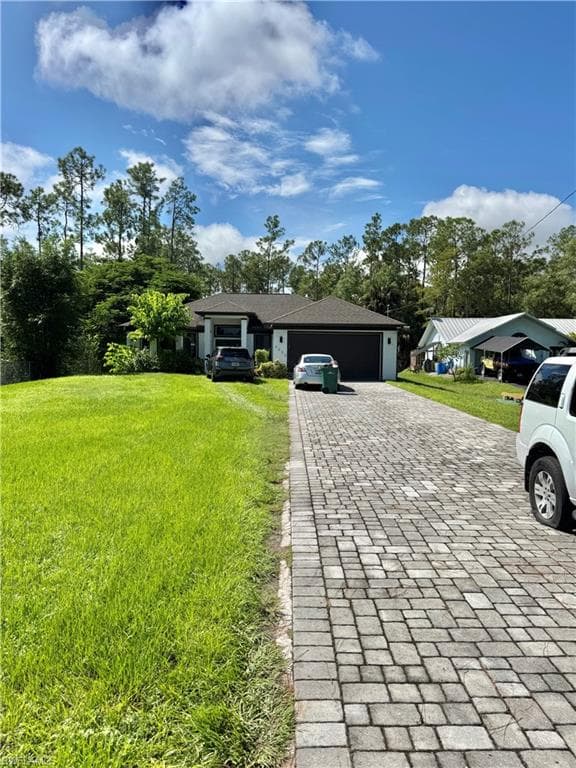 3232 4th Ave SE, Naples, FL 34117-1