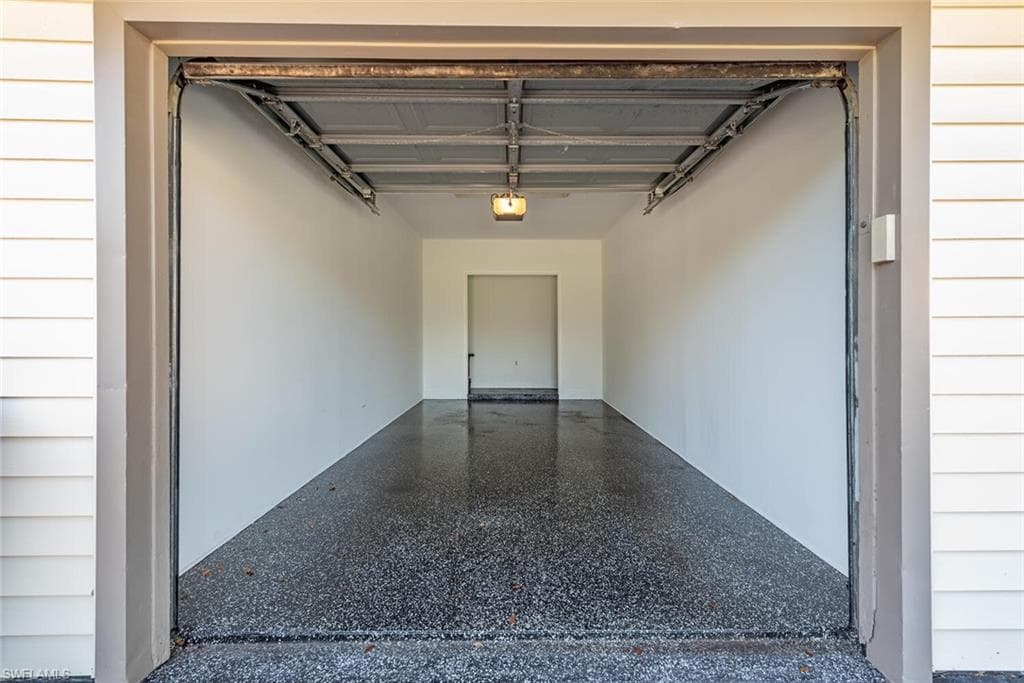 185 4th St S 2, Naples, FL 34102-6