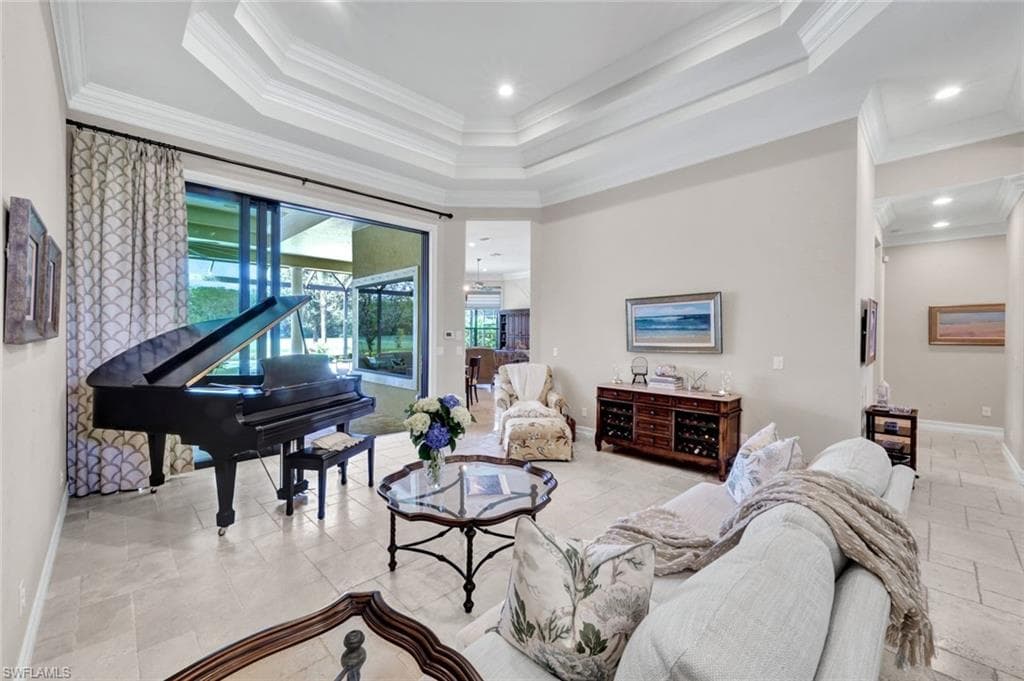 12194 Wicklow Ln, Naples, FL 34120-9