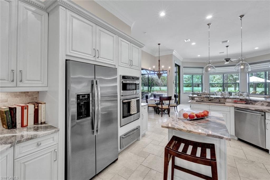 12194 Wicklow Ln, Naples, FL 34120-11