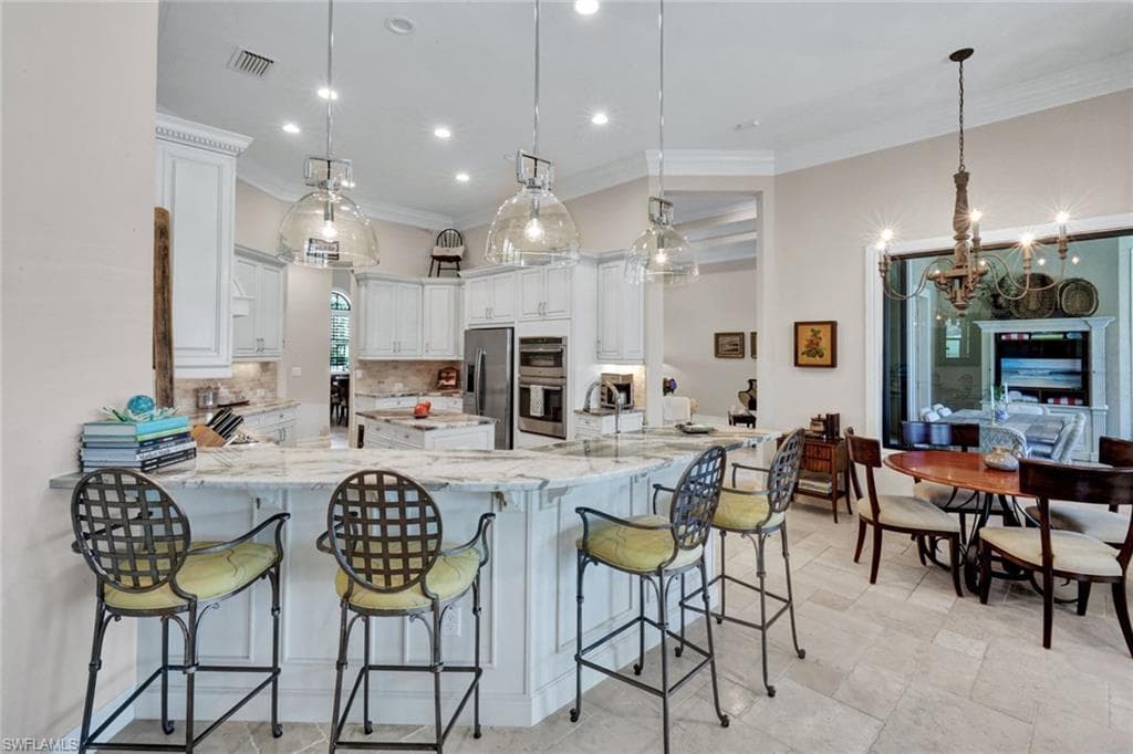 12194 Wicklow Ln, Naples, FL 34120-12