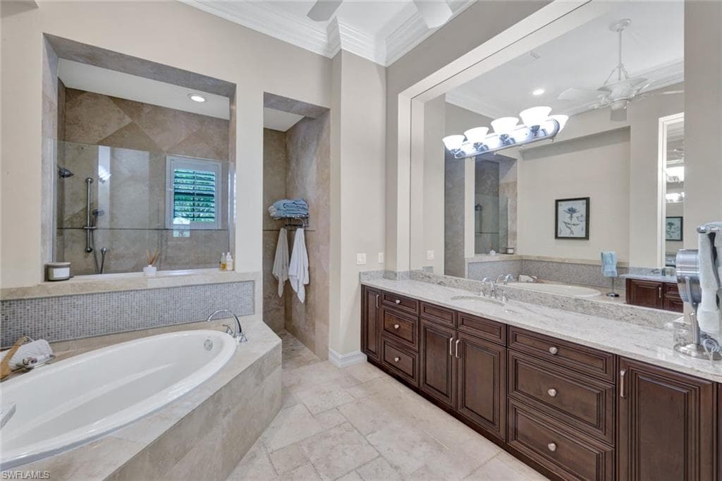 12194 Wicklow Ln, Naples, FL 34120-20