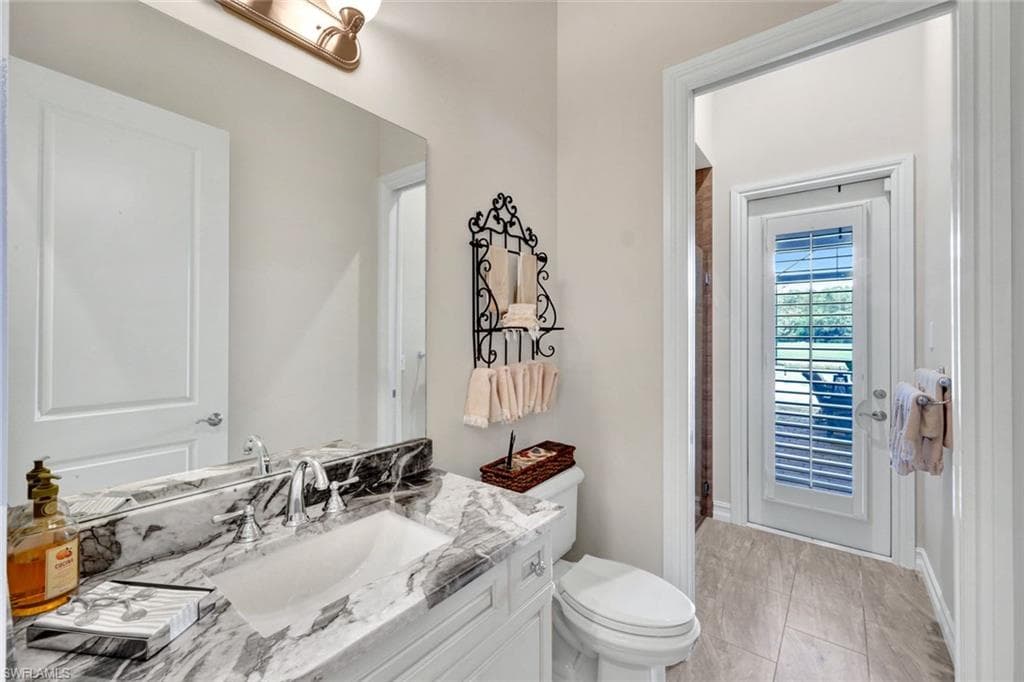 12194 Wicklow Ln, Naples, FL 34120-26