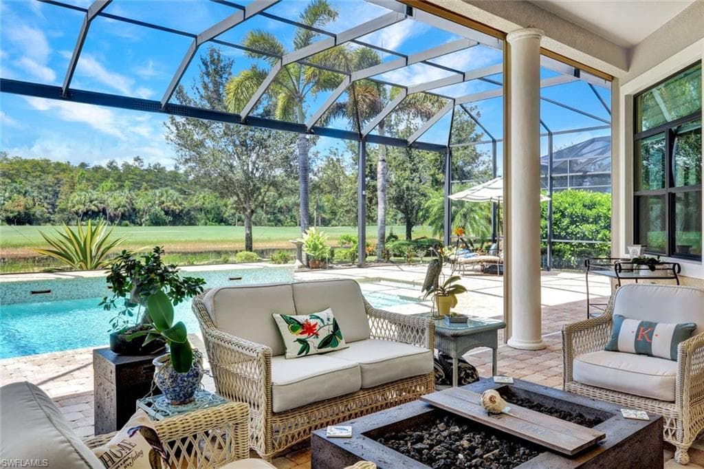 12194 Wicklow Ln, Naples, FL 34120-34
