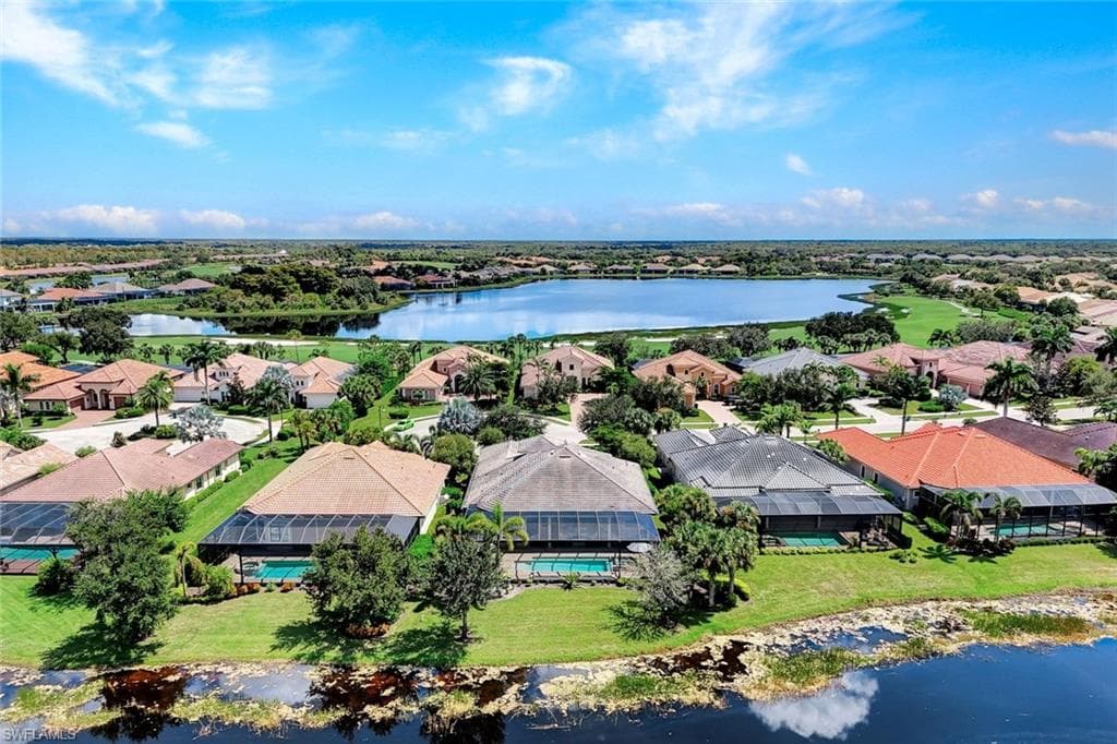 12194 Wicklow Ln, Naples, FL 34120-43