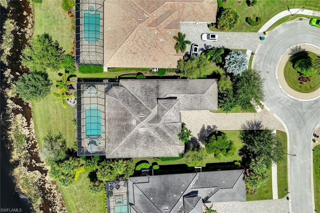 12194 Wicklow Ln, Naples, FL 34120-45