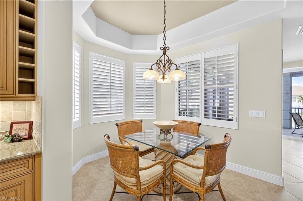 575 Avellino Isles Cir 201, Naples, FL 34119-11