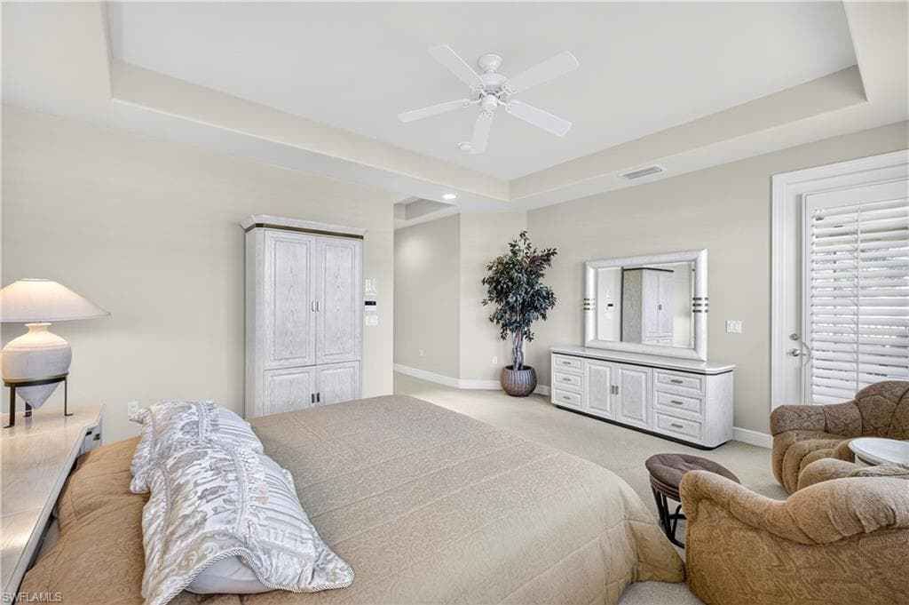 575 Avellino Isles Cir 201, Naples, FL 34119-20