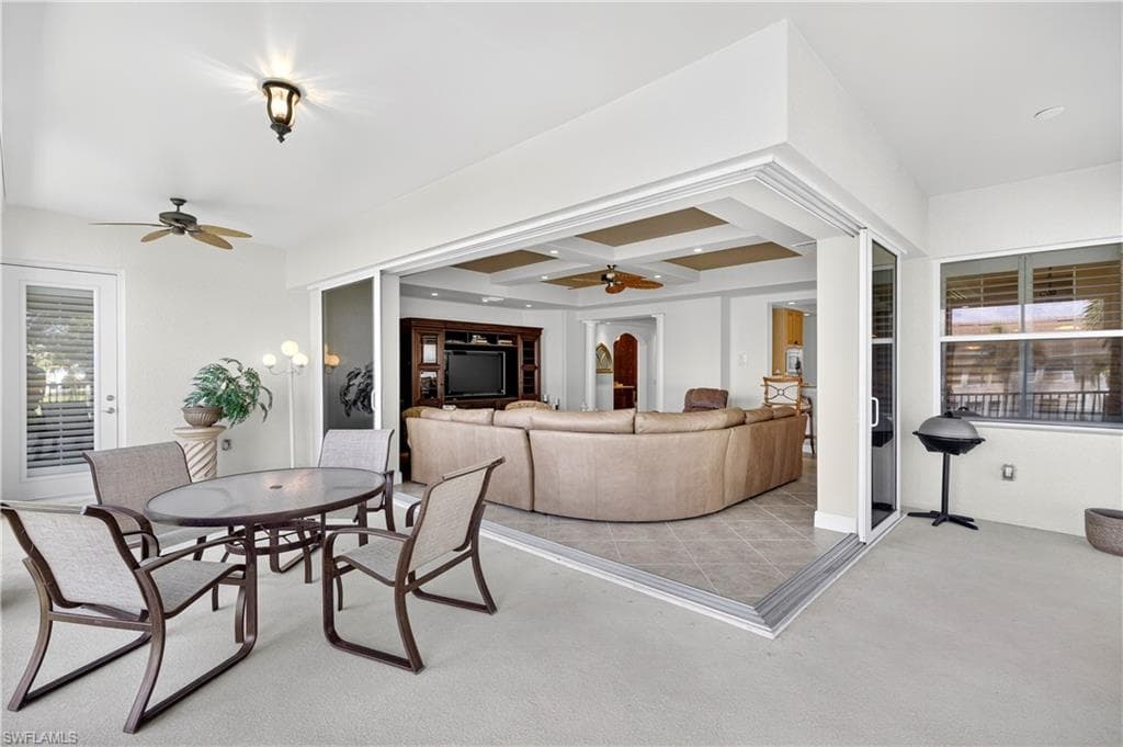 575 Avellino Isles Cir 201, Naples, FL 34119-29