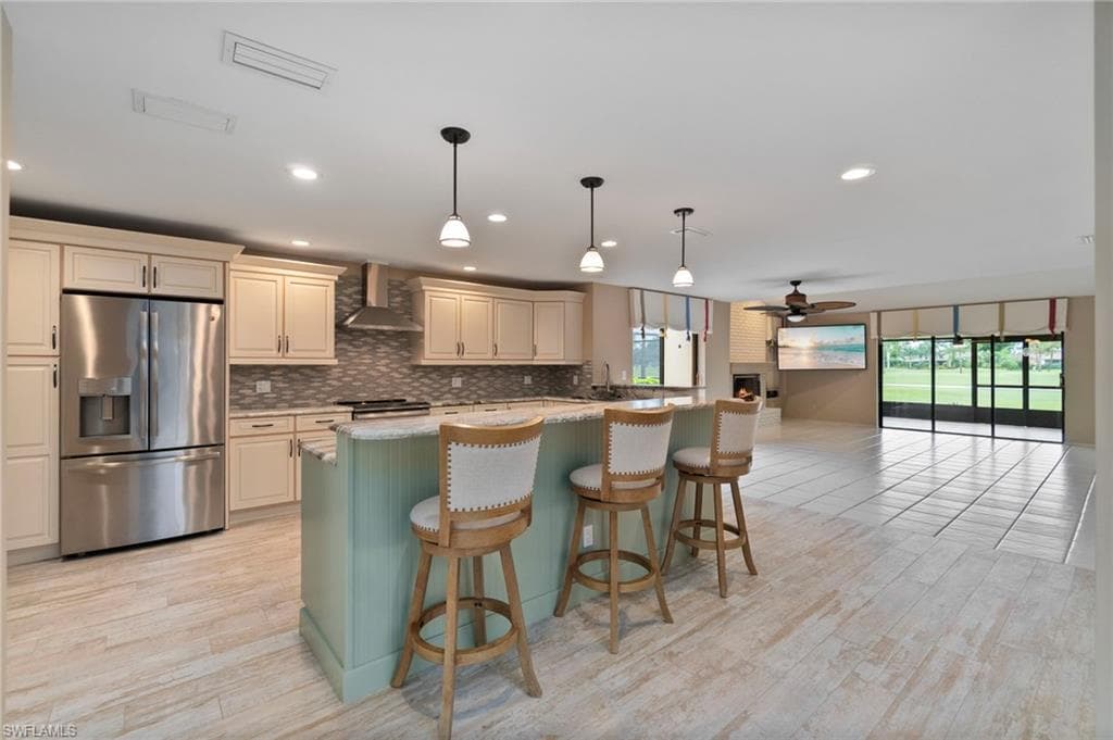 7354 Golf Villa Dr, Fort Myers, FL 33967-2
