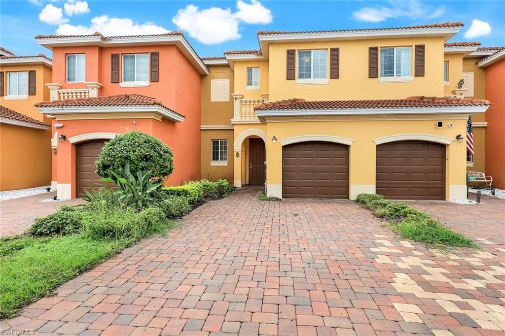 10171 Tin Maple Dr 95, Estero, FL 33928-2