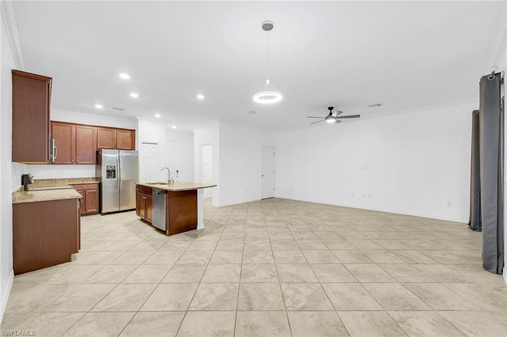 10171 Tin Maple Dr 95, Estero, FL 33928-6