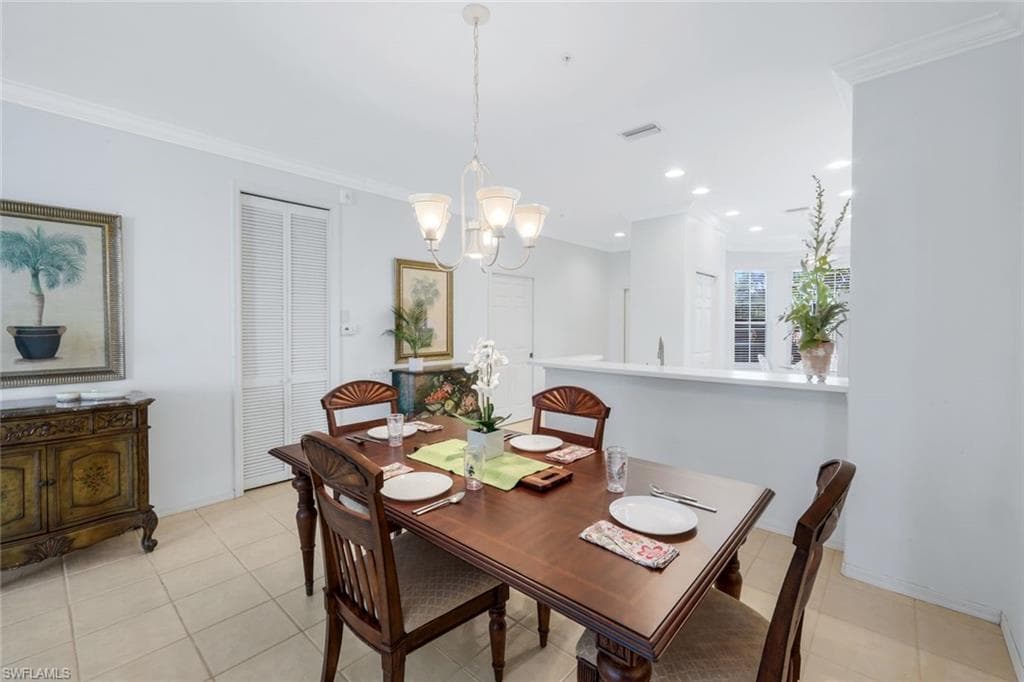 8241 Parkstone Pl 203, Naples, FL 34120-10