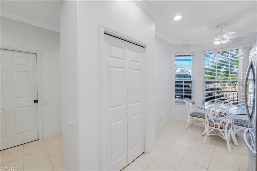 8241 Parkstone Pl 203, Naples, FL 34120-11
