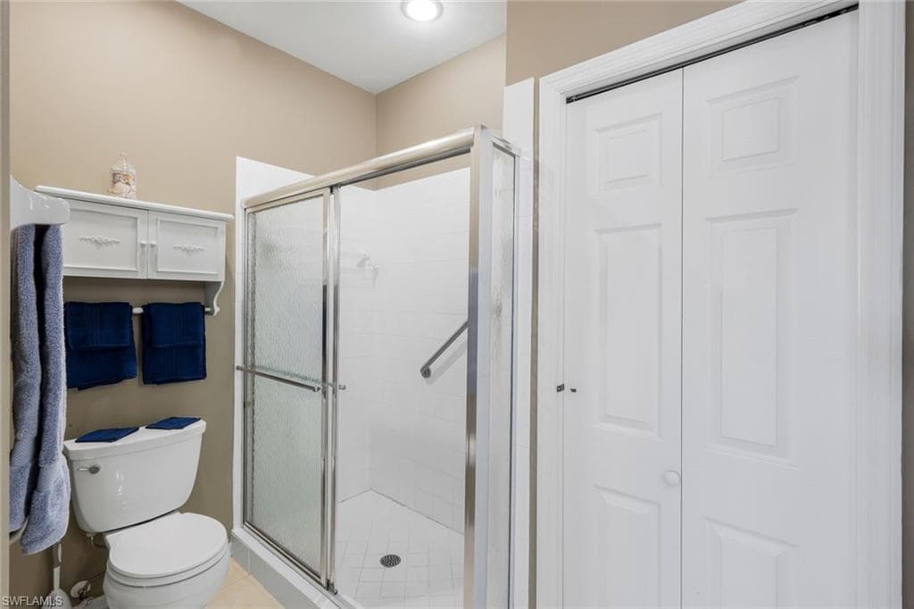 8241 Parkstone Pl 203, Naples, FL 34120-19