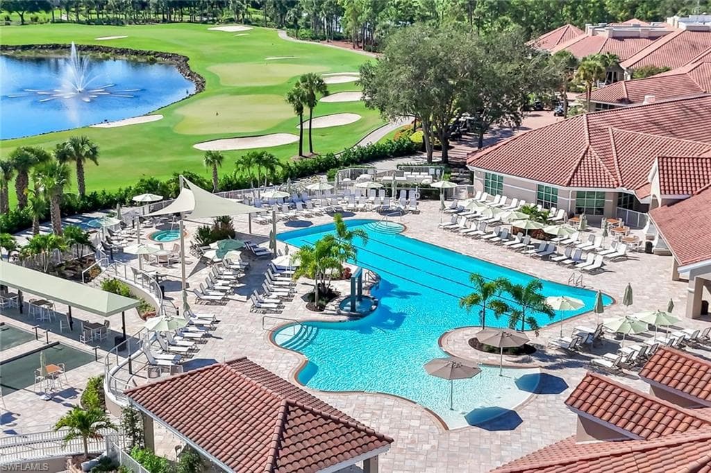 8241 Parkstone Pl 203, Naples, FL 34120-26