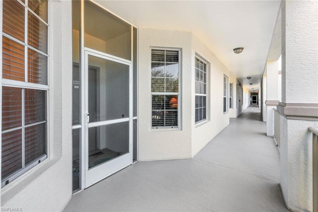 8241 Parkstone Pl 203, Naples, FL 34120-6