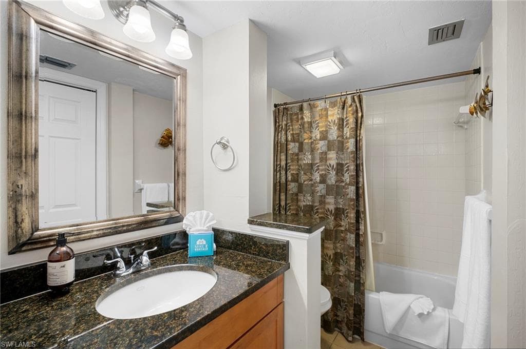 600 Neapolitan Way 343, Naples, FL 34103-13