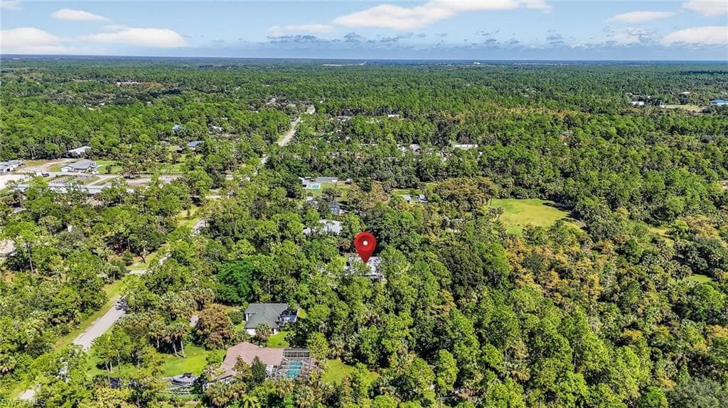 410 6th St NE, Naples, FL 34120-42