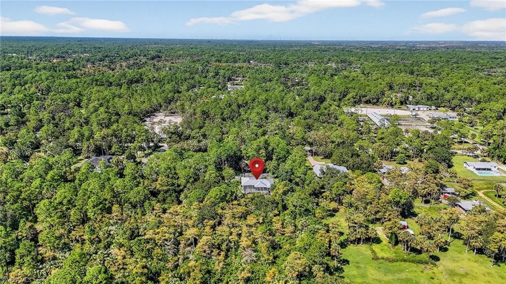 410 6th St NE, Naples, FL 34120-43