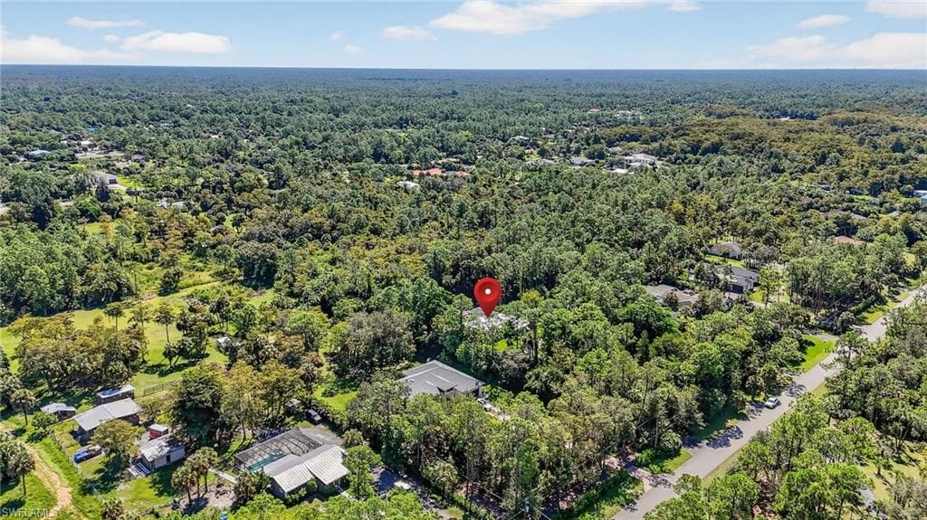 410 6th St NE, Naples, FL 34120-45