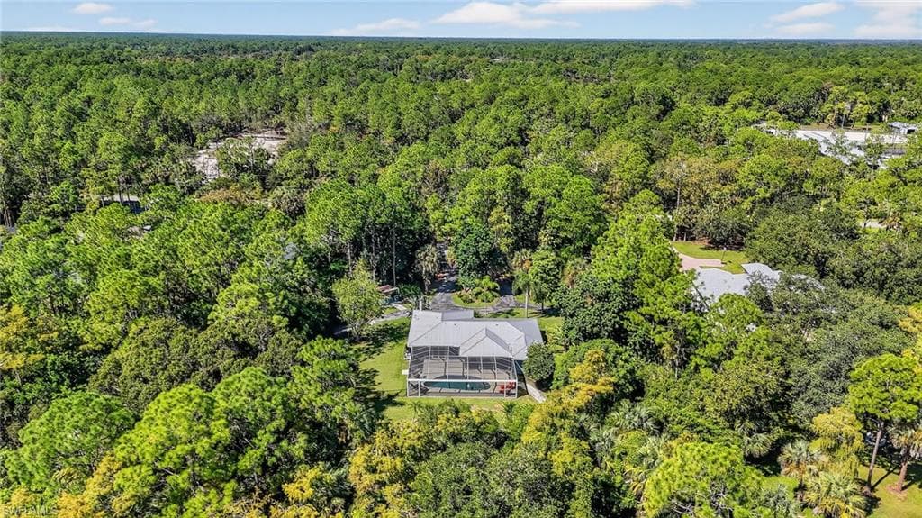 410 6th St NE, Naples, FL 34120-48