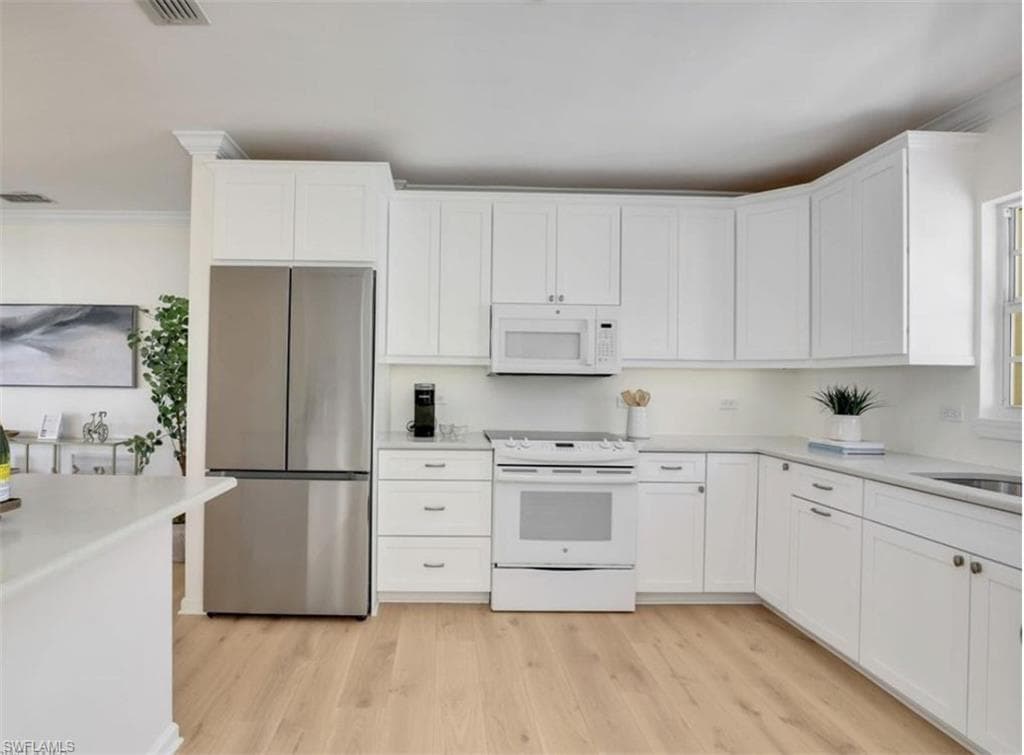 2601 Gulf Shore Blvd N 34, Naples, FL 34103-7