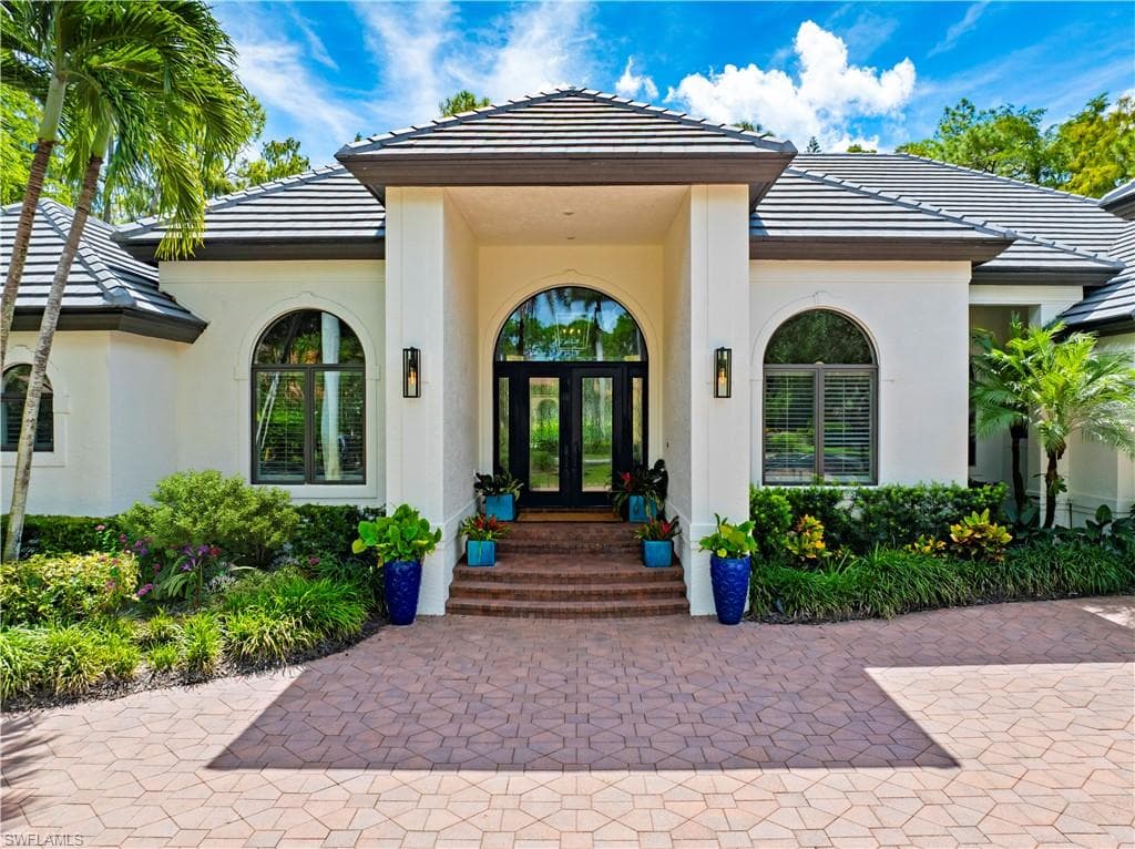 2900 Indigobush Way, Naples, FL 34105-4