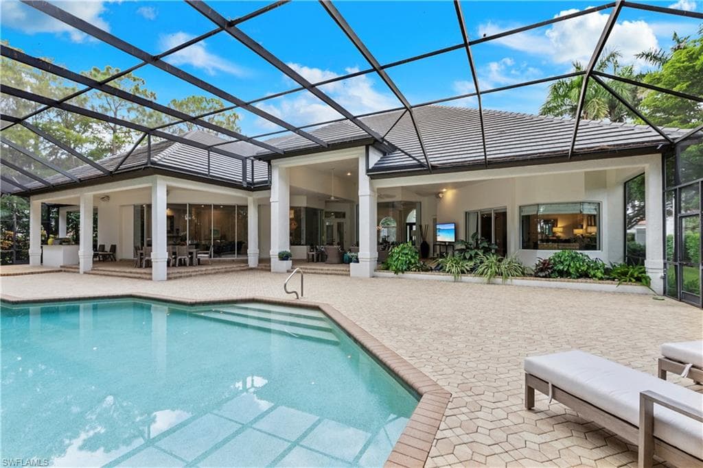 2900 Indigobush Way, Naples, FL 34105-5