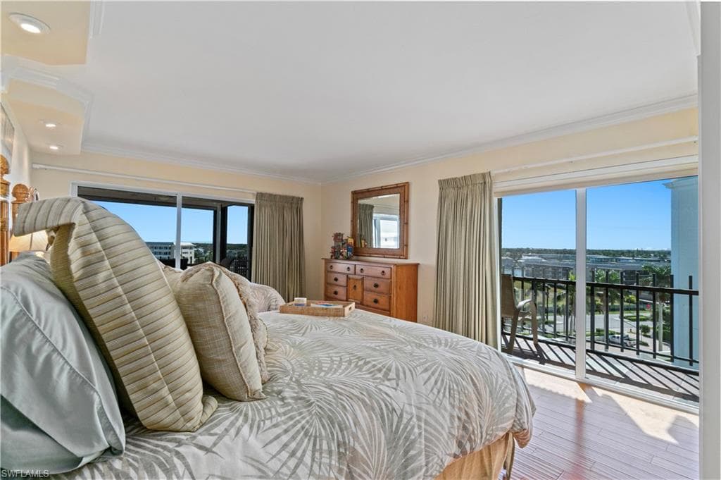 3399 Gulf Shore Blvd N Ph-south, Naples, FL 34103-23