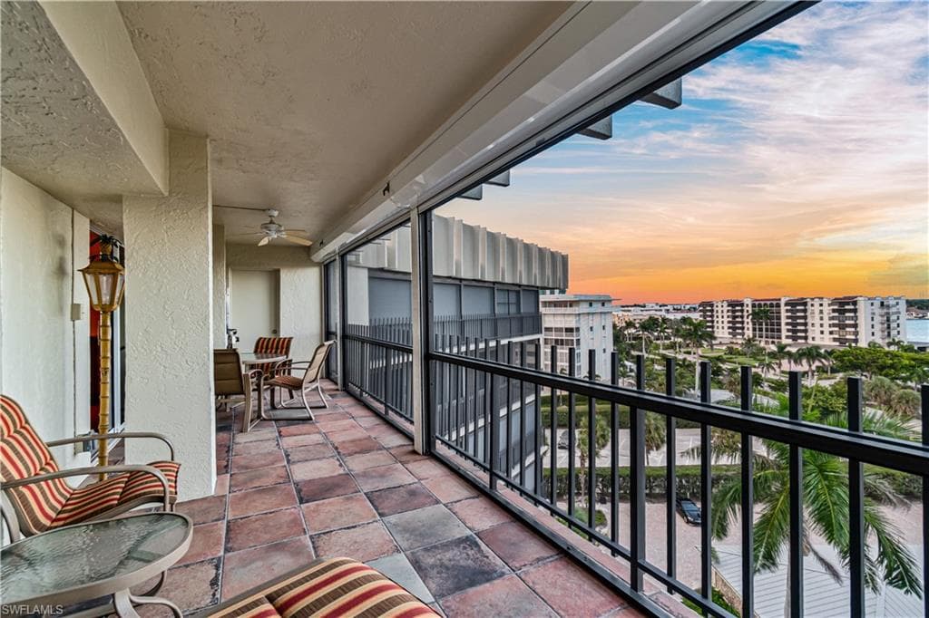 3399 Gulf Shore Blvd N Ph-south, Naples, FL 34103-36