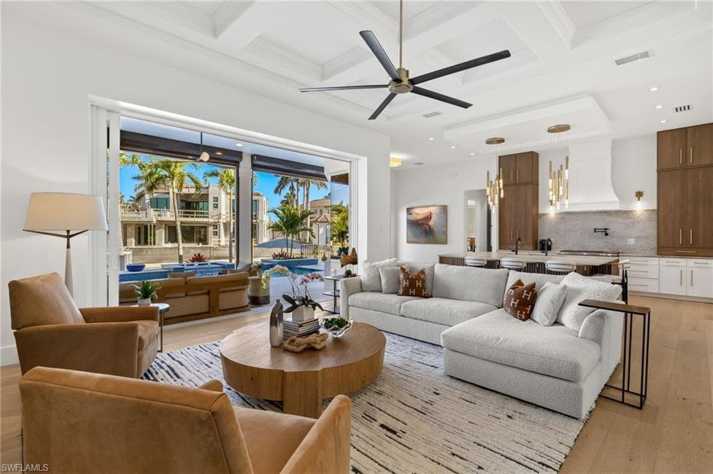 1955 Tarpon Rd, Naples, FL 34102-18