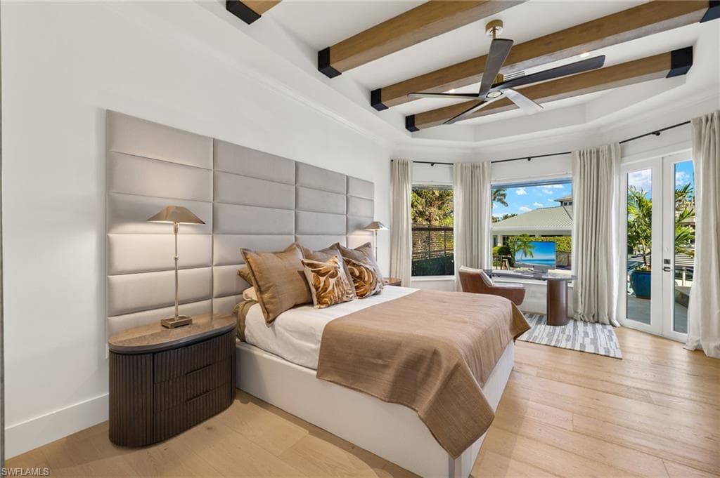 1955 Tarpon Rd, Naples, FL 34102-19