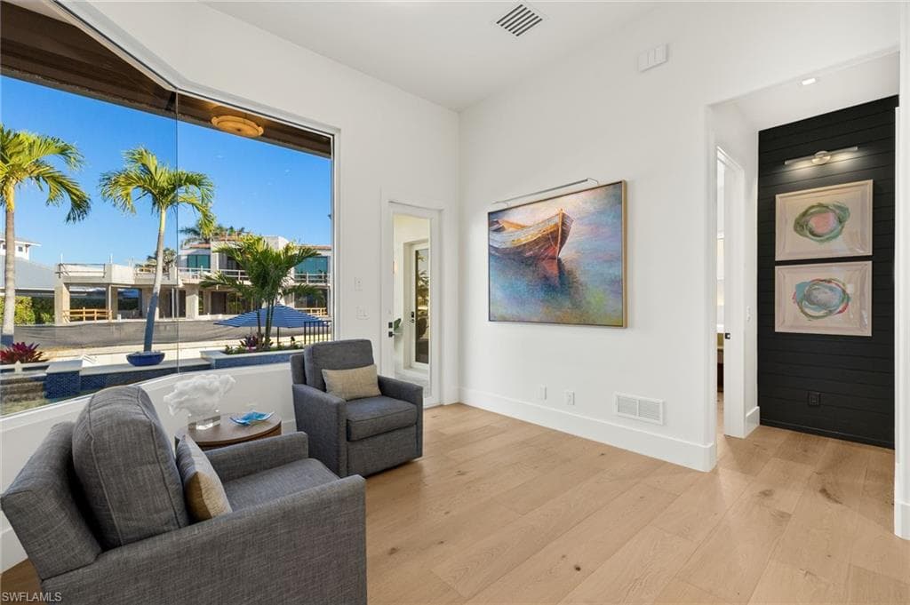 1955 Tarpon Rd, Naples, FL 34102-25