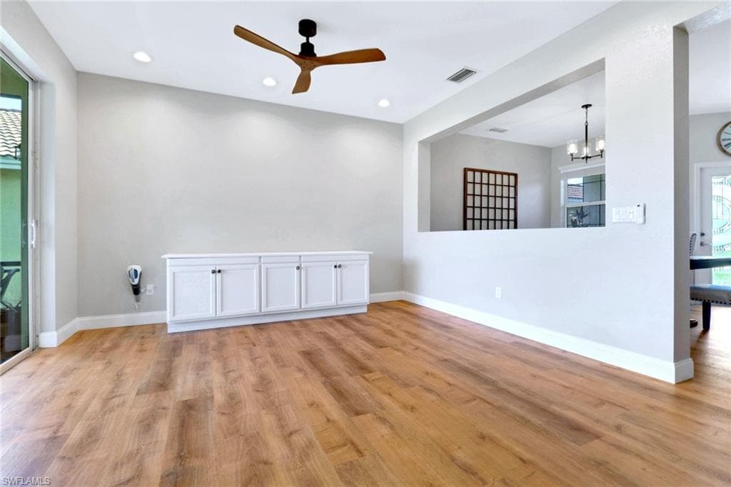 11077 Yellow Poplar Dr, Fort Myers, FL 33913-8