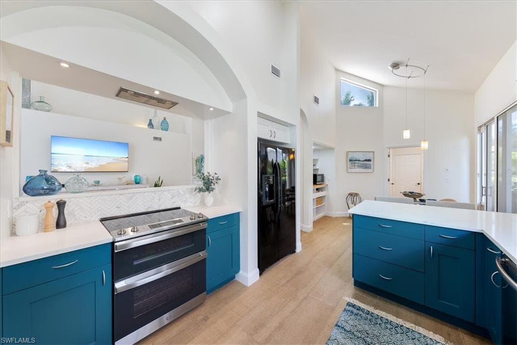 171 Via Napoli, Naples, FL 34105-12