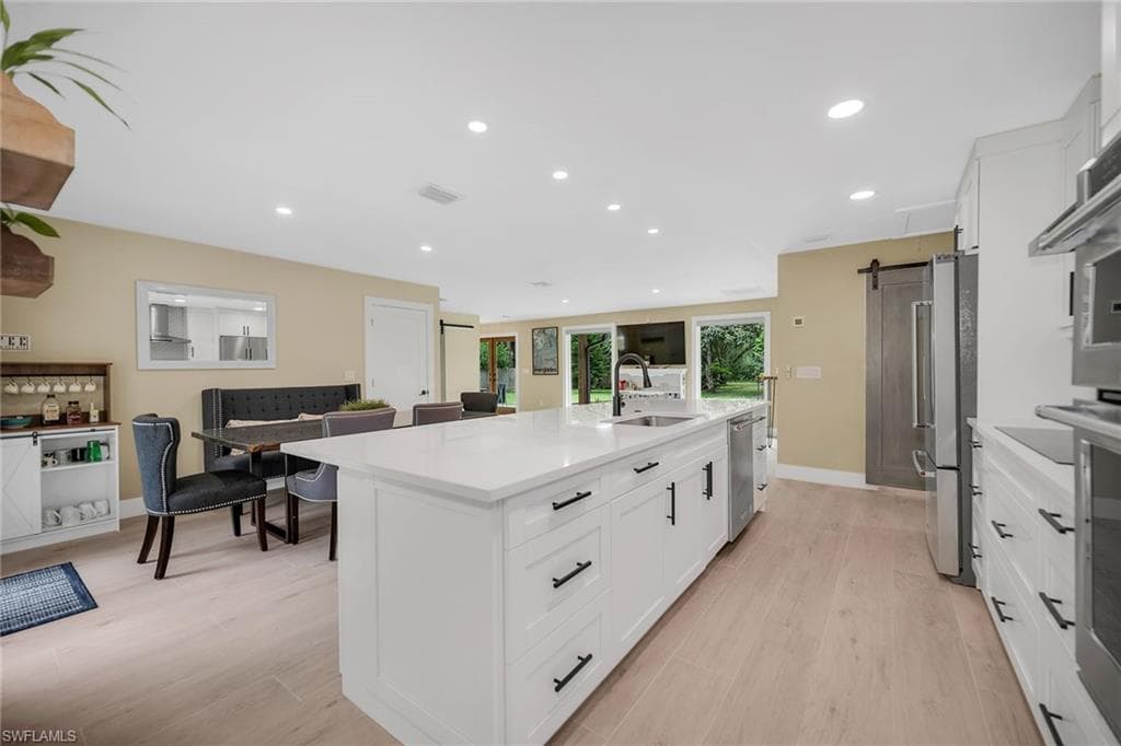 1821 Krape Rd, Naples, FL 34120-10