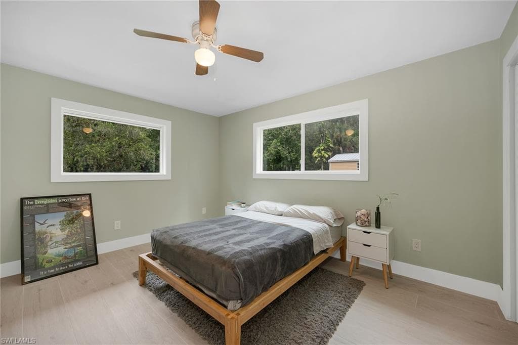 1821 Krape Rd, Naples, FL 34120-21